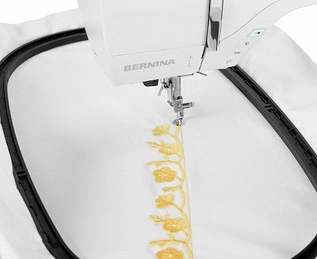 Вышивальная машина Bernina 700, Швейцария